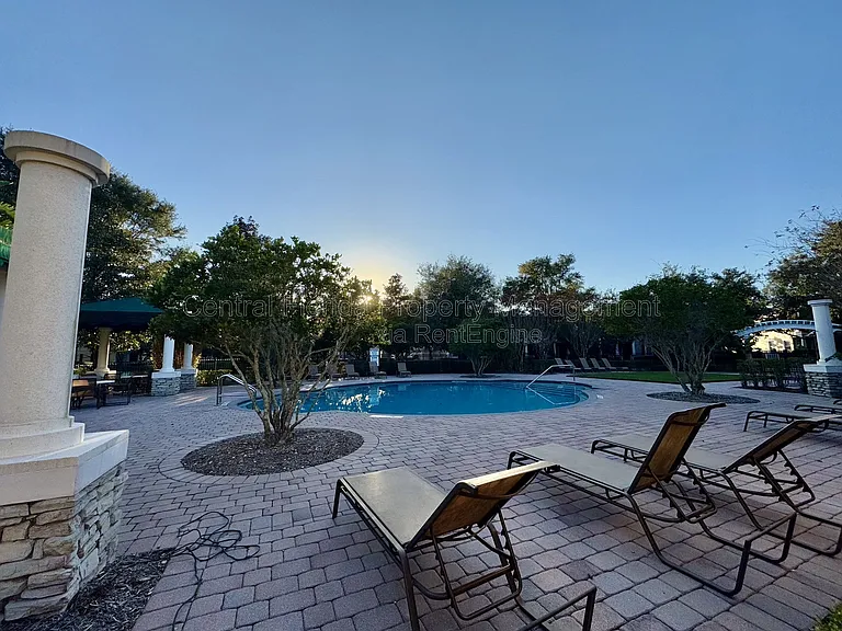 6621 Helmsley Cir — Photo 52