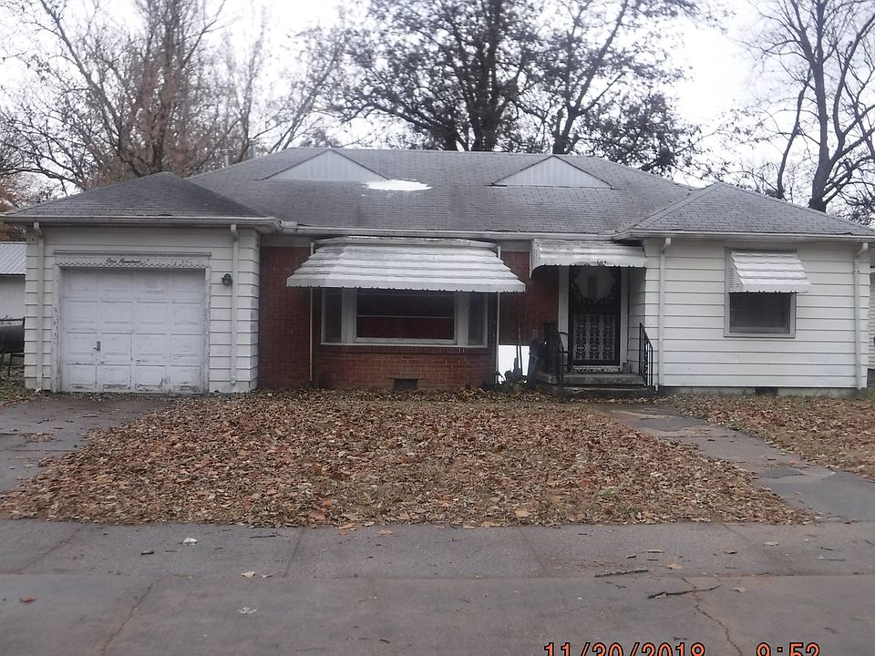 2nd image of 104 W Missouri St