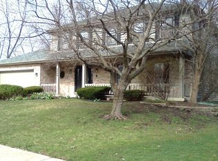 2404 Thaxton Ct, Naperville, IL 60565