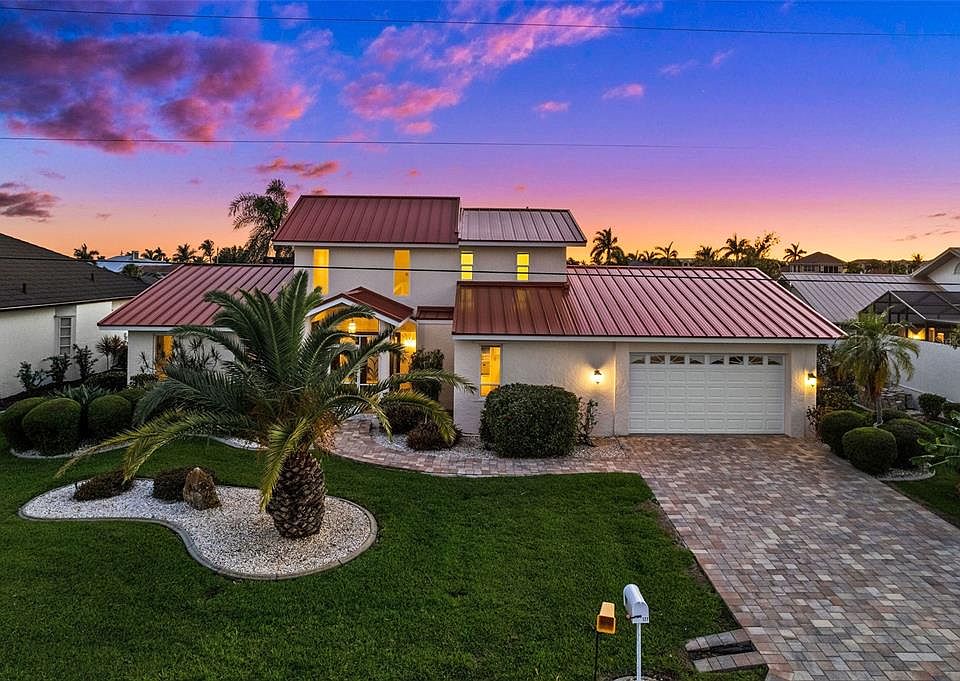 1st image of 127 Hibiscus Dr