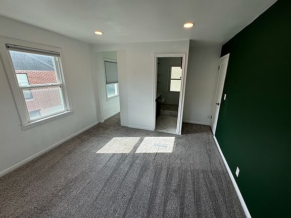 5th image of 2243 E Hollywood Ave