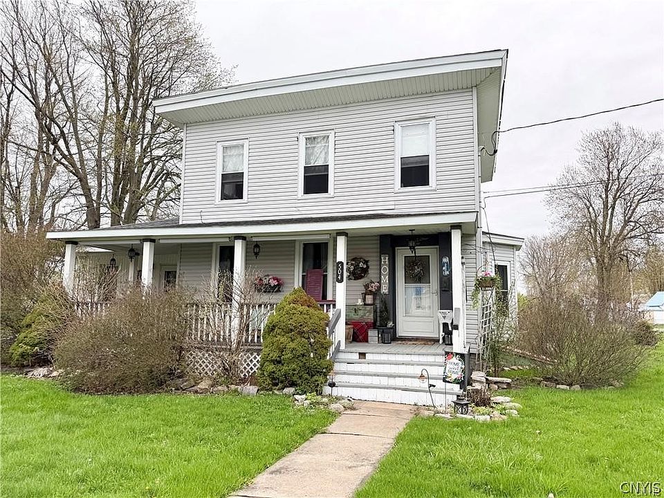 1st image of 504 Brown St