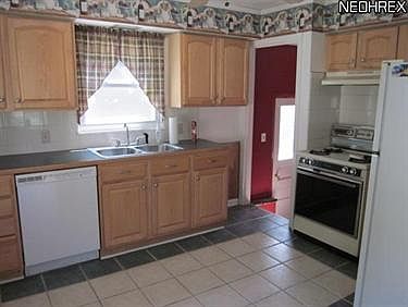 5th image of 2827 10th St