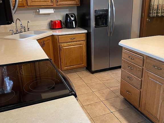 3rd image of 5608 Seger Ct