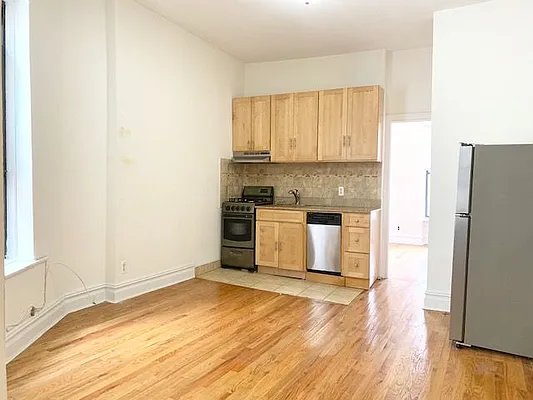 Rented by Compass | media 4