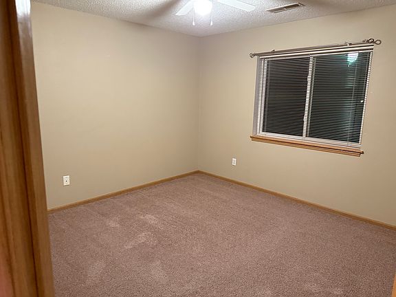 2nd image of 573 N 4th St