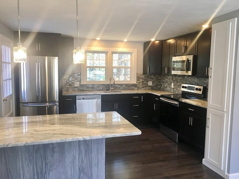 1st image of 1 Catherine Dr