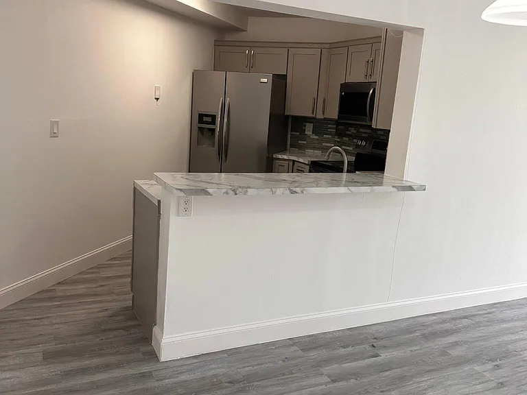 9419 Fontainebleau Blvd #107 — Photo 30