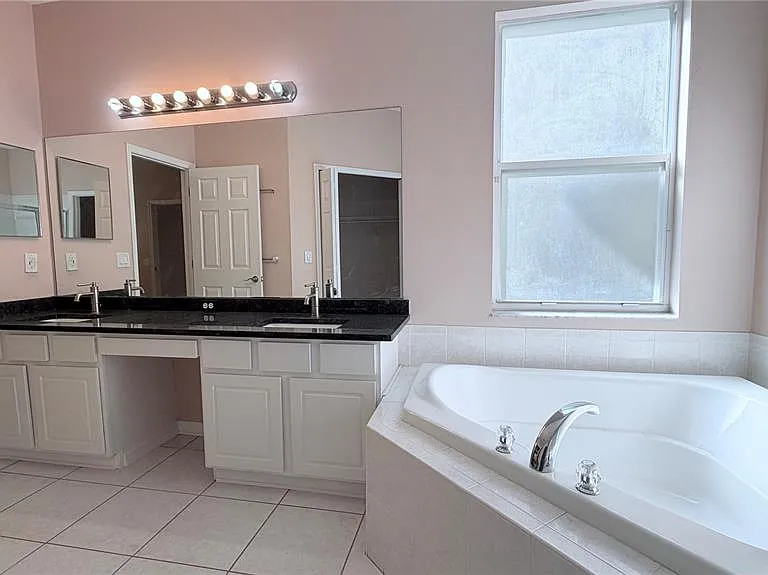 4712 Mapletree Loop — Photo 19