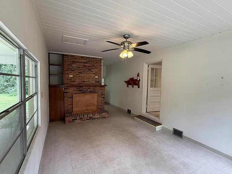 5525 Springhill Rd — Photo 13