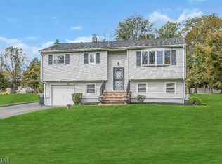358 Hillcrest Ave, Somerset, NJ 08873