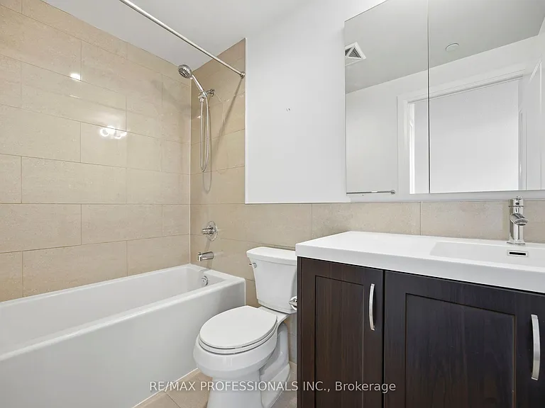 2 Old Mill Dr #612 — Photo 27