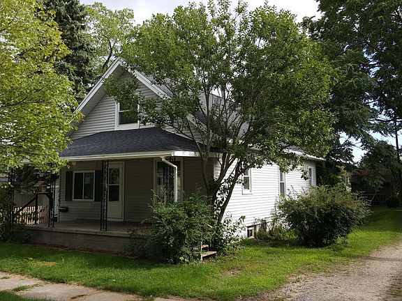 4th image of 620 E Dowland St