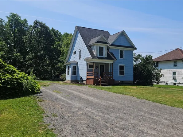 5930 Old Wilson Burt Rd, Burt, NY 14028