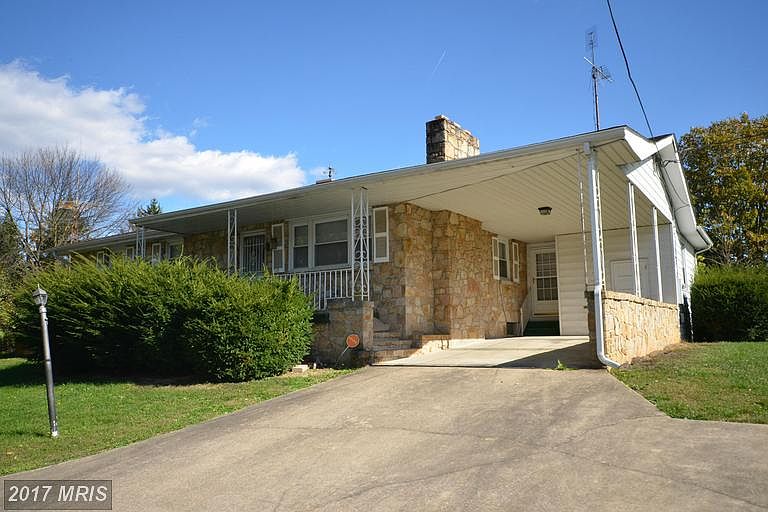 Exterior (Front)