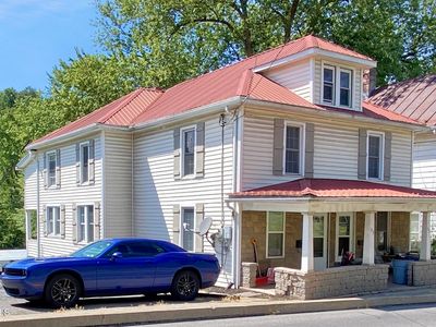 53-55 N Main St, Montgomery, PA, 17752