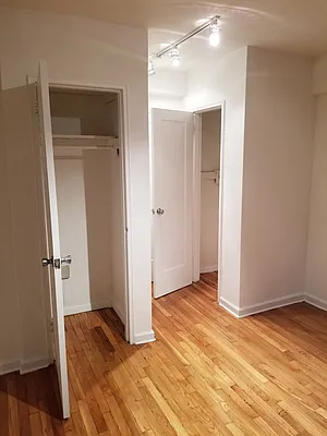 Rented by Max & Associates Realty Corp | media 25