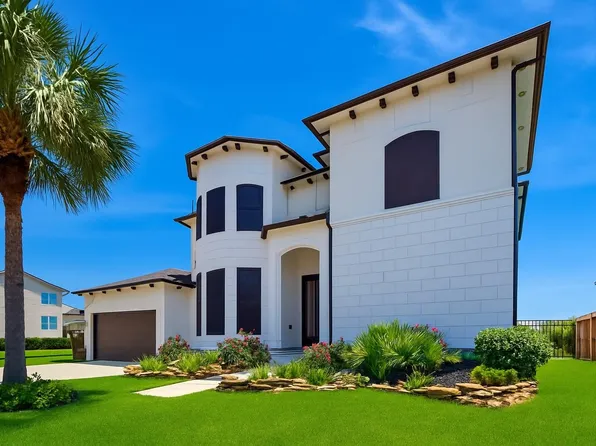 1834 Lakeside Dr, Seabrook, TX 77586