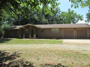 1909 Rosewood Cir, Newcastle, OK 73065