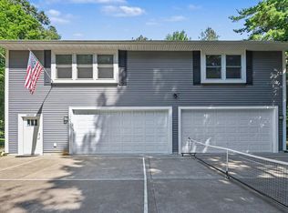 17477 Serenity Ct, Grand Haven, MI 49417