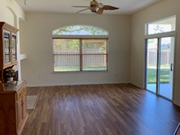 Spacious Family Room