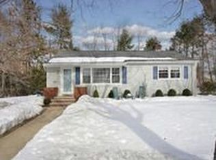 33 Orchard St, Mendham, NJ 07945