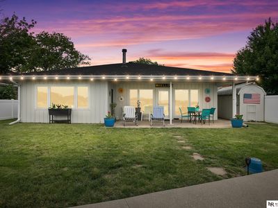 112 W Lakeshore Dr, Lincoln, NE, 68528