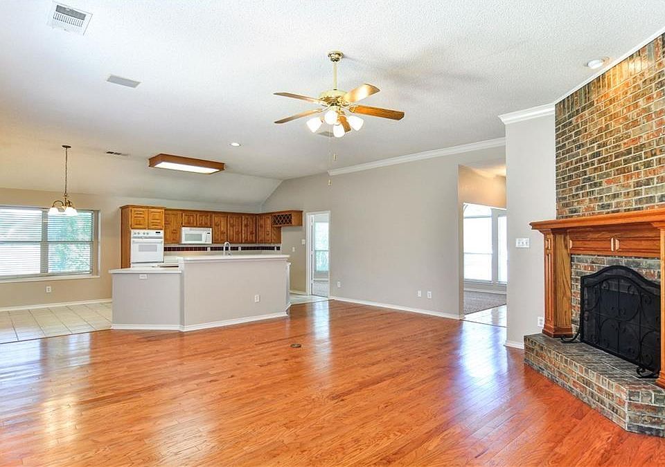 1st image of 4817 Sunflower Dr