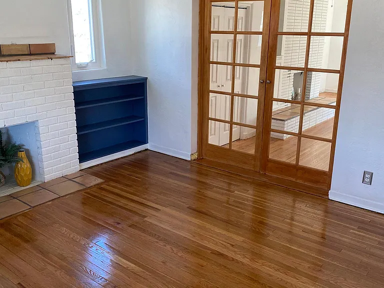 Dartmouth Dr NE — Photo 2
