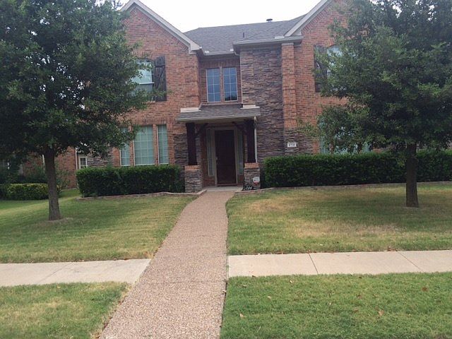 1st image of 204 Oleander Dr
