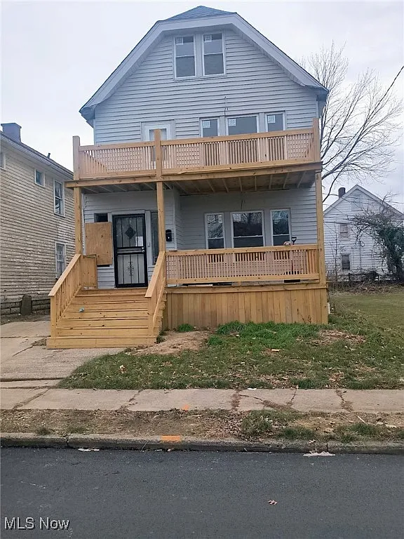 14520 Strathmore Ave photo 1
