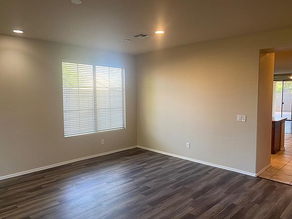 5th image of 3305 W Honor Ct