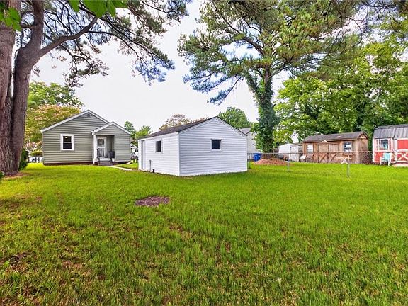 5th image of 939 Hamilton Ave