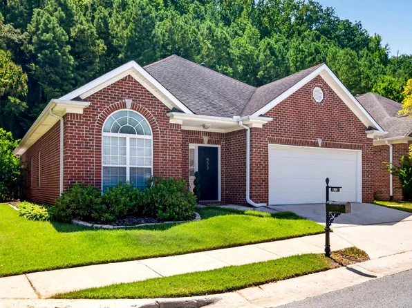 933 Castlemaine Dr, Birmingham, AL 35226