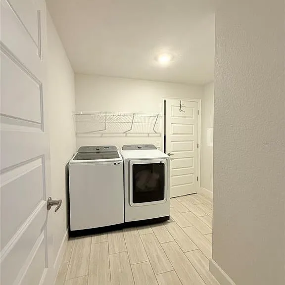 8797 SE 161st Pl — Photo 37