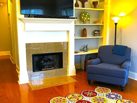 5th image of 910 Augusta Dr Unit 503