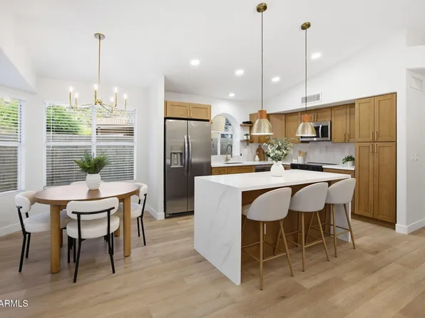 1634 W Acoma Dr, Phoenix, AZ 85023