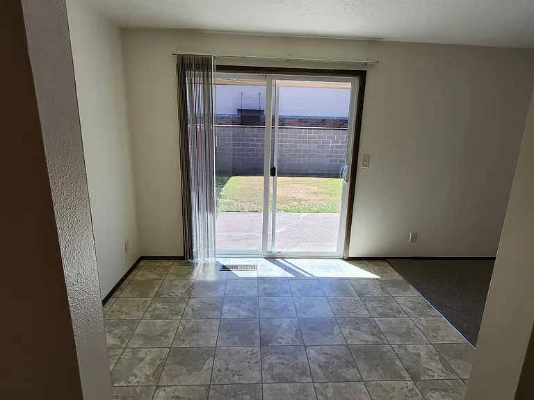 4150 NE Lincoln St — Photo 4