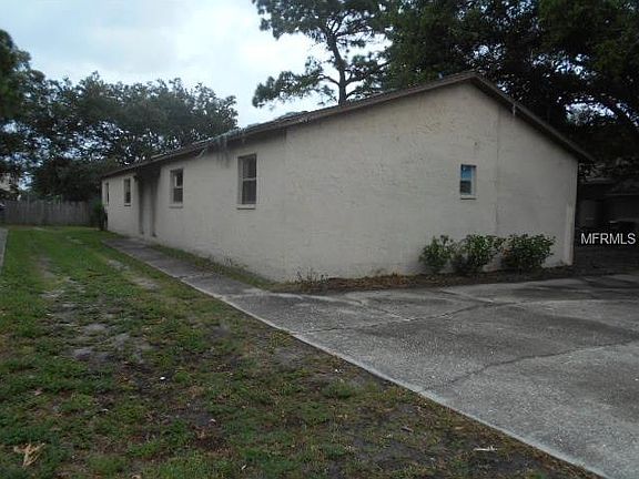2nd image of 5809 Crestmont St