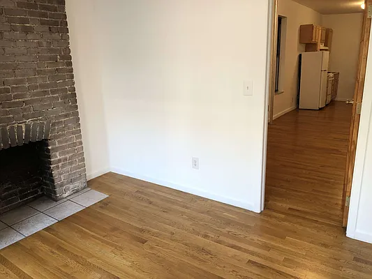 Rented by GreenVill Real Estate LLC | media 17