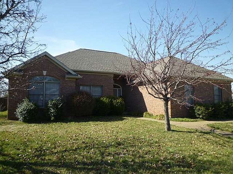 1st image of 3599 Carmona Dr