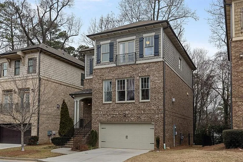 4 bed, 3.5 bath, $5,300 — Photo 2
