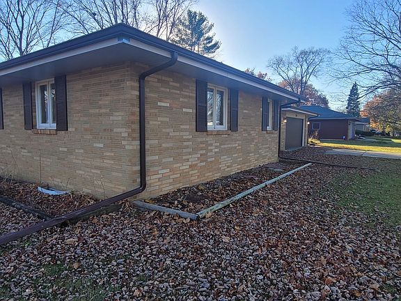 3rd image of 2604 Lorado Ln