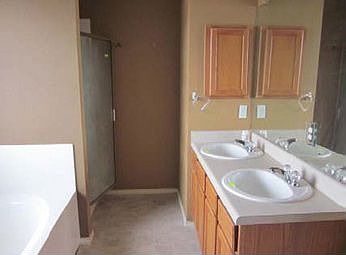 4th image of 18409 Great Valley Dr