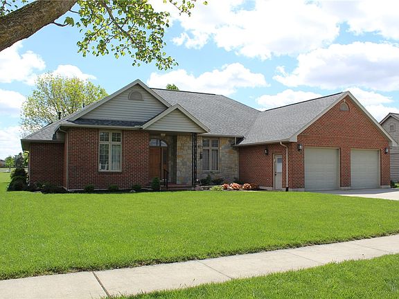 2nd image of 2033 Callaway Ct