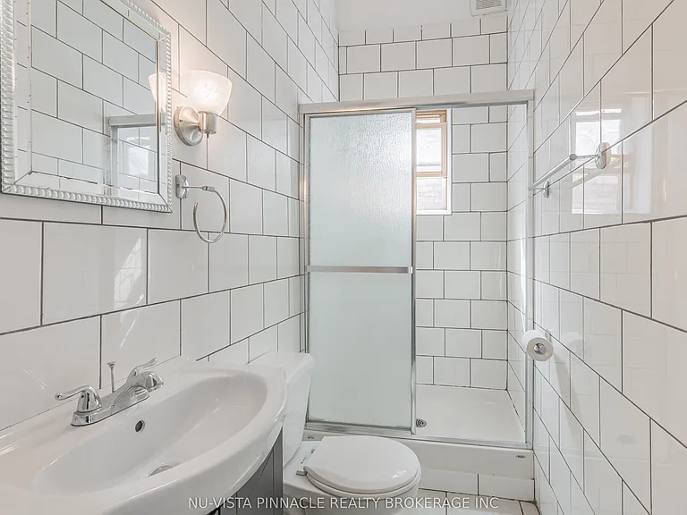132 Wharncliffe Rd N #BACK — Photo 15