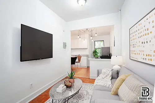102 Baltic St #2R Photo 1
