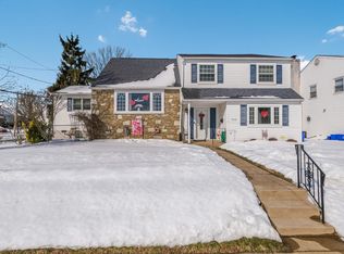 13024 Sewell Rd, Philadelphia, PA 19116