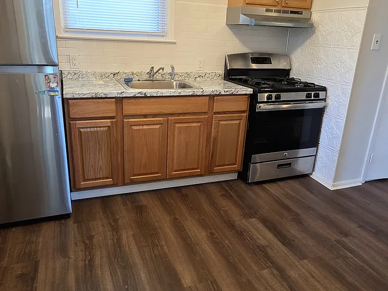 23 Tichenor Pl #2 — Photo 8