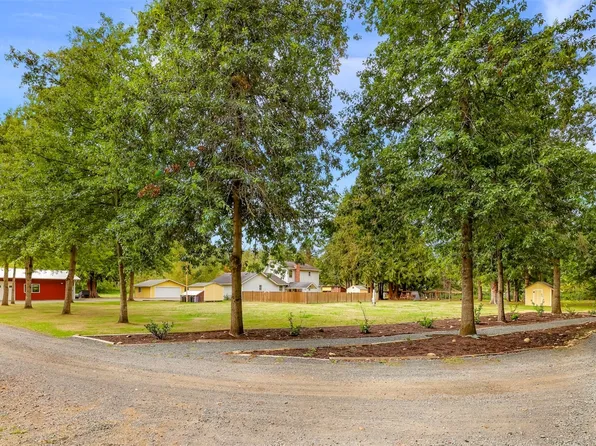 5807 Giarde Lane, Bellingham, WA 98226